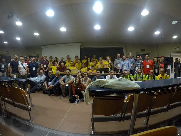 foto gruppo partecipanti wordcamp roma 2018